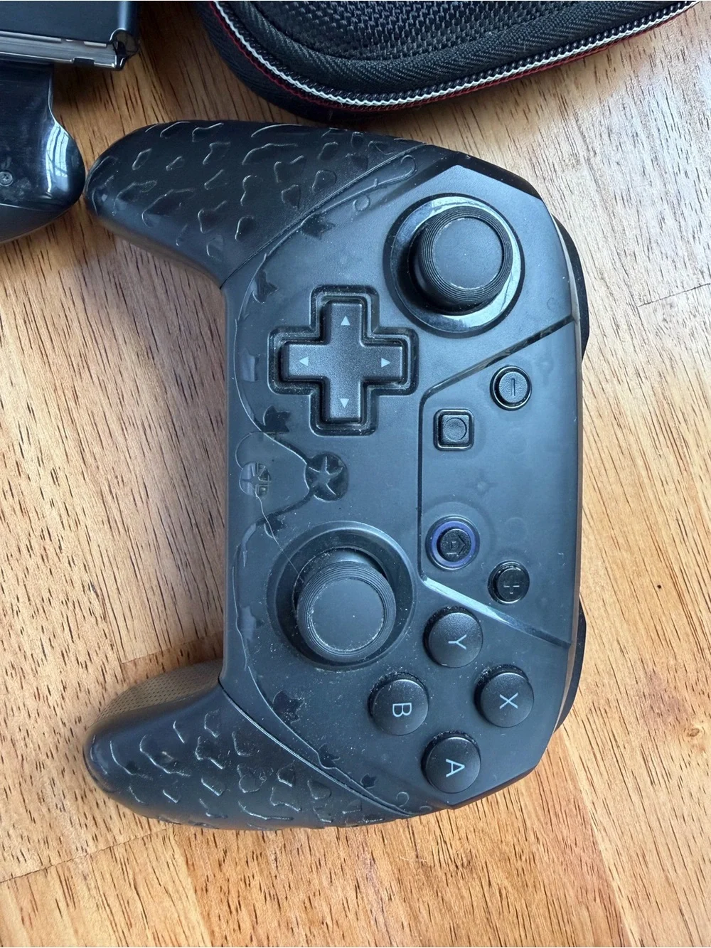Nintendo Switch Console Bundle - Picture 6 of 6